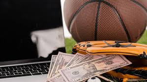 The Paycheck Pitch: How Much Money Do Sports Broadcasters Take Home?